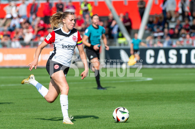 20240915NSZ_6229 | Laura Freigang (Eintracht Frankfurt,No.10) in AktionDEU, Leverkusen, 15.09.2024 Fußball, Google Pixel Frauen-Bundesliga, Saison 2024/2025, Bayer 04 Leverkusen - Eintracht Frankfurt - Realisiert mit Pictrs.com