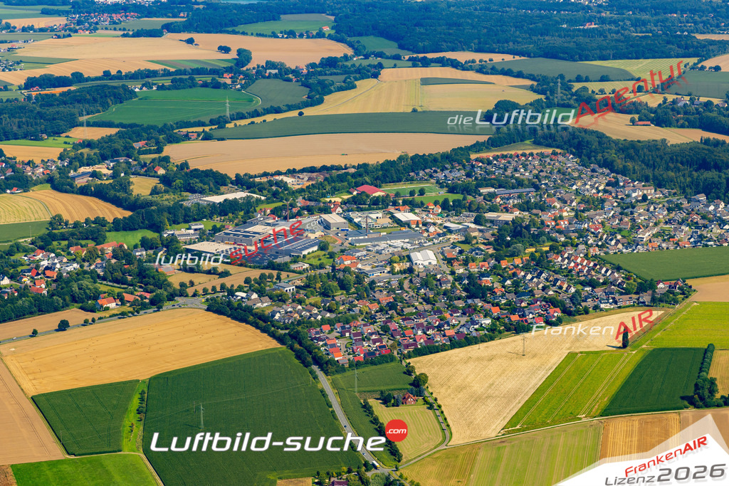 Schöne Luftaufnahme als Geschenk in Kachtenhausen Lage - Die Luftbildaufnahme wurde 2025 vom UL-Flugzeug heraus erstellt ( keine Drohne ) - Hochauflösende Luftaufnahme -Nicht vergleichbar mit Google Maps oder Satelittenbilder- Die Geschenkidee !Mit Lizenz und Bildrechte bestellbar