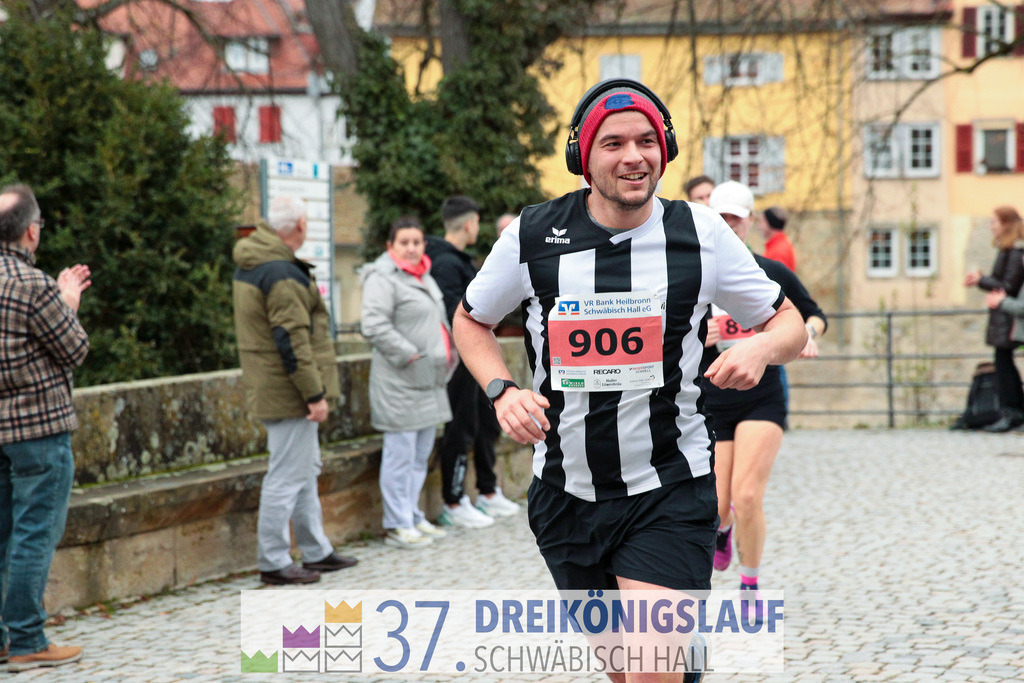 VR Bank Hauptlauf 10000m | 3 Koenigslauf 2023 - Realisiert mit Pictrs.com