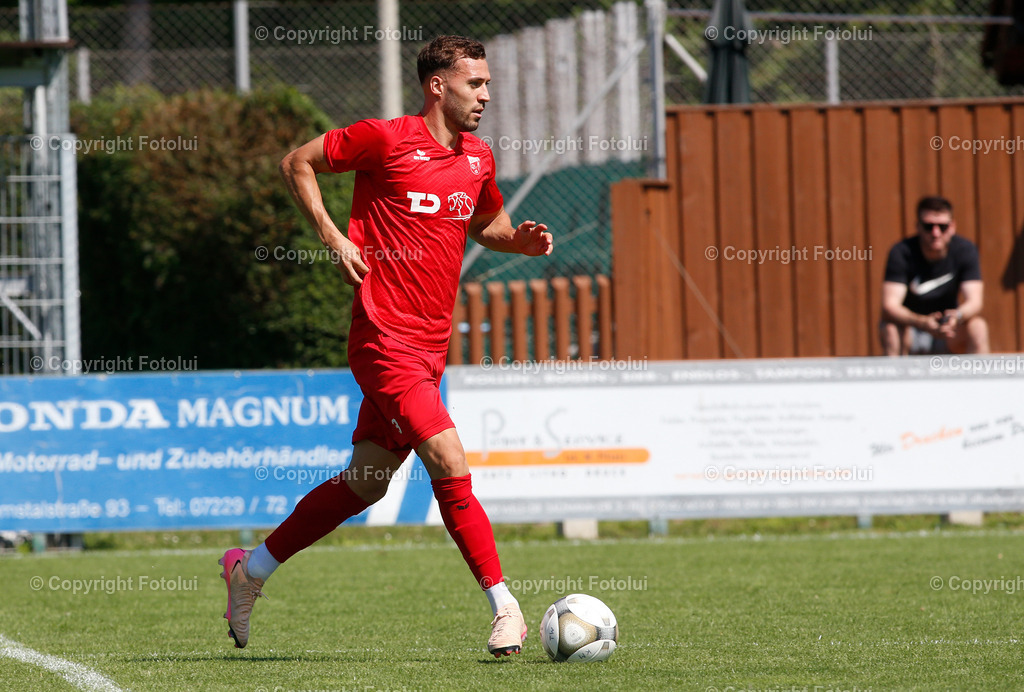 A_LUI_19072025_36 | SPORT,FUSSBALL ,TESTSPIEL ASKOE OEDT-UNION RAIFFEISEN MONDSEE 19.07.2025 IM BILD:ADI MEHREMIC  (OEDT) UND (MONDSEE) FOTO:FOTOLUI