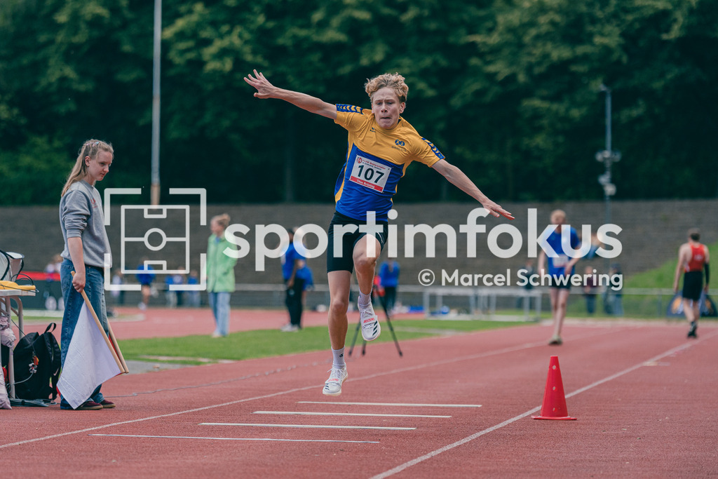 FLVW-Meisterschaften 2026 | Impressionen und Wettkampfszenen der FLVW-Meisterschaften 2026 mit Athletinnen und Athleten verschiedener Vereine und Altersklassen in unterschiedlichen Disziplinen der Leichtathletik. - Realisiert mit Pictrs.com