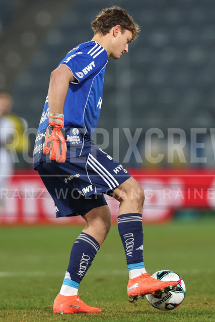 Austrian Bundesliga: Grazer AK 1902 vs LASK | GRAZ, AUSTRIA, 13.DEC.25 - SOCCER - ADMIRAL Bundesliga, Grazer AK 1902 vs LASK. The image shows Lukas Jungwirth (Lask).