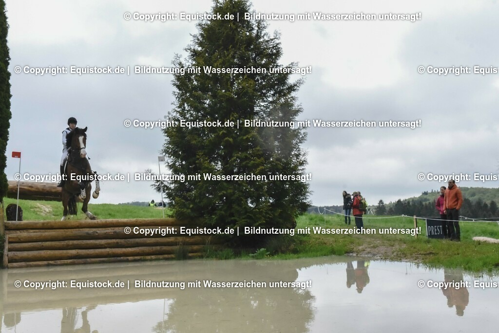 20230513_CCI2_Section2_Gelände_0450 | equistock