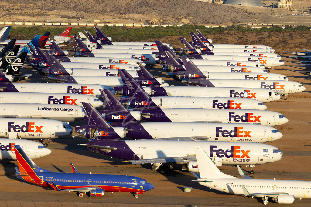 184 | Buy high-quality aviation and travel photography prints by professional photographer Timo Breidenstein. Authentic images, professionally printed, worldwide shipping. - Realisiert mit Pictrs.com