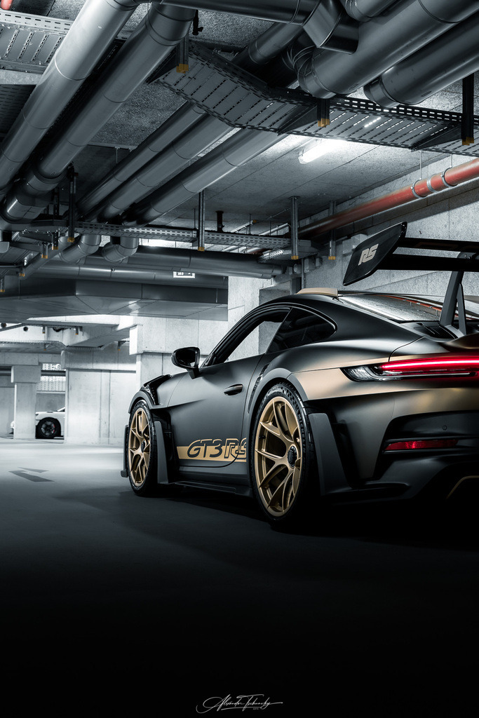 R6AT1465 _Alexander Tschuncky | Entdecken Sie die faszinierende Welt von Alexander Tschuncky Arts: Kreative Fotografie, atemberaubende Automobilkunst und hochwertiger Bilderdruck. Lassen Sie sich inspirieren! - Realisiert mit Pictrs.com
