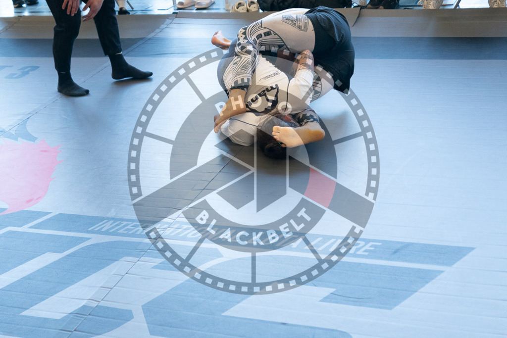 20250329PBB2373 | Fighters compete during the International Luta Livre (ILLCS) Germany IX Spring 2025 Competition spring on March 29, 2025 in Hannover, Germany.© Chiara Dazi