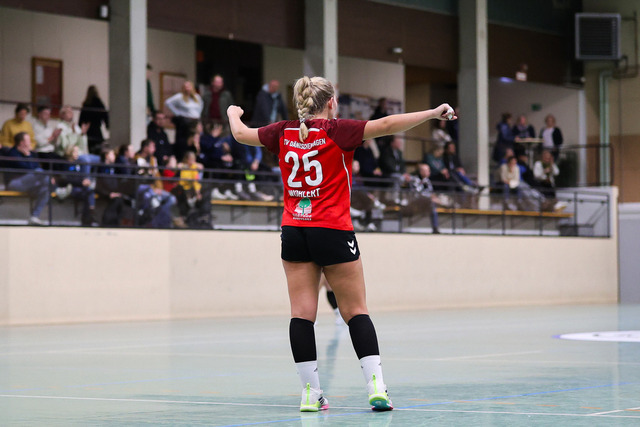 Handball I Damen I Saison 2025-2026 I Verbandsliga Süd I HSG Kalkberg 06 - MTV Dänischenhagen I 14.12.2025.160 | Frida Wohlert (25, MTV Dänischenhagen) - Realisiert mit Pictrs.com