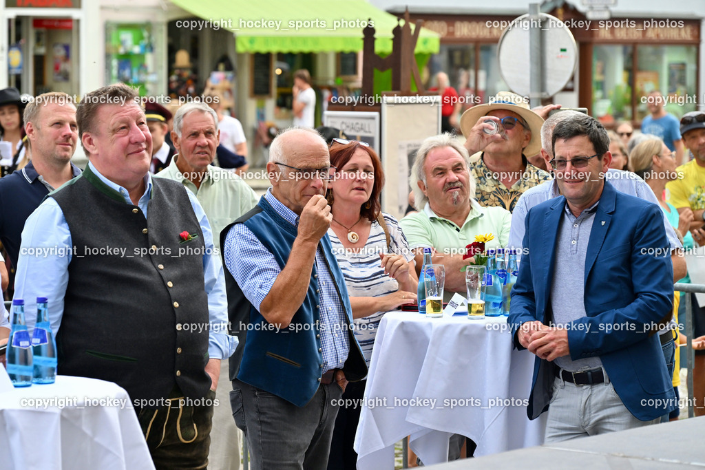 Empfang Heiko Gigler in Gmünd | Bürgermeister Gmünd Josef Jury, Vizebürgermeister Trebesing Neuschitzer Hans, Empfang Heiko Gigler in Gmünd, Empfang Heiko Gigler in Gmünd am 14.08.2024 in Gmünd (Hauptplatz Gmünd), Austria, (Photo by Bernd Stefan)