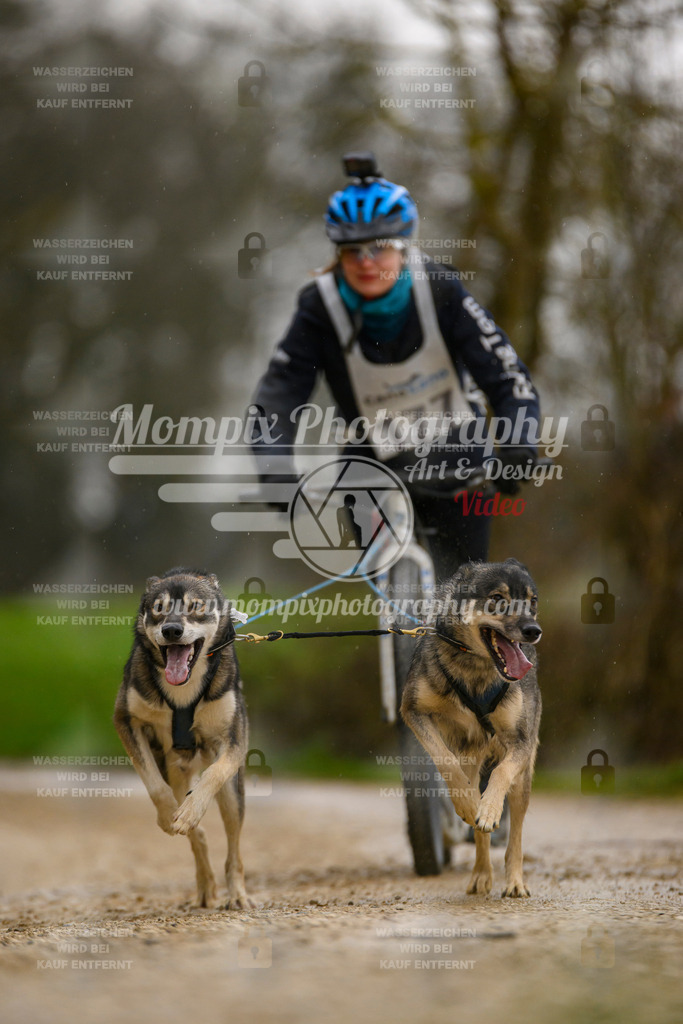 MompixPhotography_ReiatRennen2024_SO_Happy-44 | PayLife