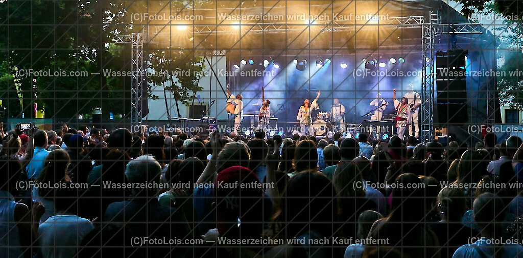ALP2132_MAGIC of ABBA_MAMMA MIA | (C)FotoLois.com, Alois Spandl, MAMMA MIA - What a Show mit THE MAGIC of ABBA im Stadtpark Wieselburg, Fr 11. Aug. 2023.