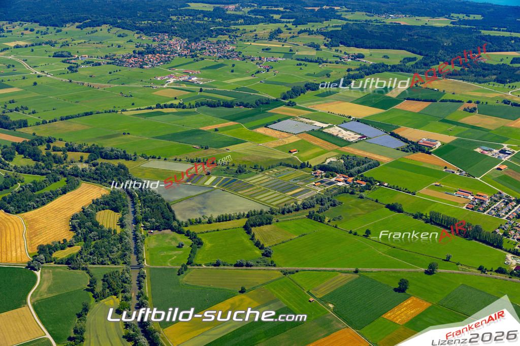 Aktuelles Luftbild von  Wielenbach - Die Luftaufnahme wurde 2022 mittels UL-Flugzeug erstellt ( keine Drohne ) - hochauflösende Kamera-Systeme von  Canon -Beste Qualität - Für grossformatige Ausdrucke geeignet. Die Geschenkidee !