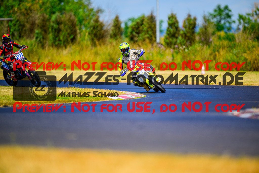 MaZZes_Fotomatrix_20250704_6007705_5207 | GELB