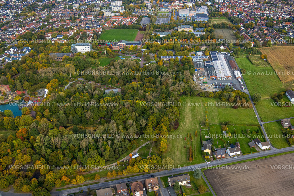 Hamm241015037 | Luftbild, Maximilianpark Maxipark Gesamtansicht, Glaselefant, herbstliche Bäume, Wohngebiet Ortsteil Werries, Uentrop, Hamm, Ruhrgebiet, Nordrhein-Westfalen, Deutschland