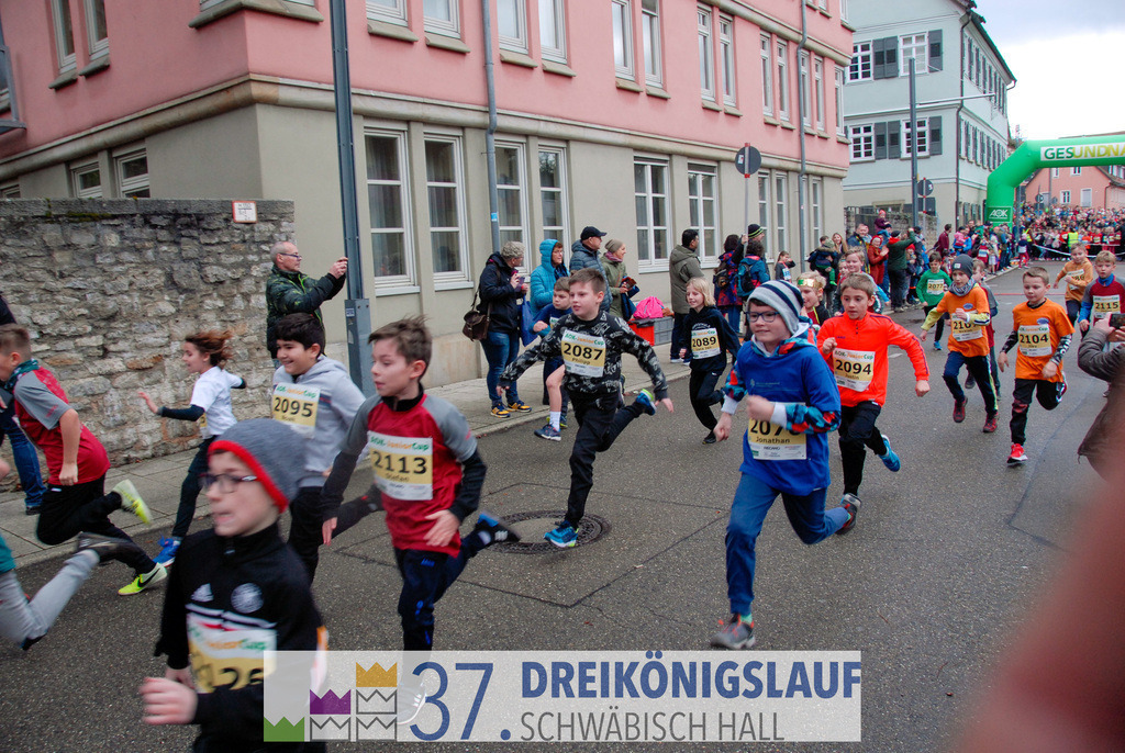 AOK JuniorCup 400m | 3Koenigslauf 2023 - Realisiert mit Pictrs.com