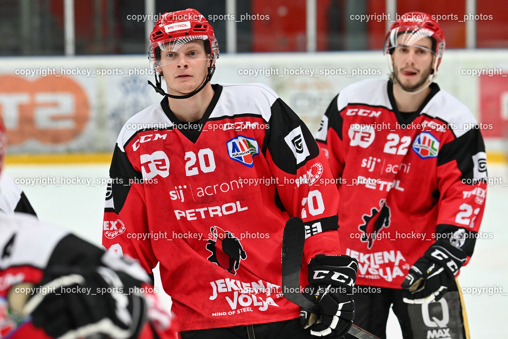 HDD Jesenice vs. EC Bregenzerwald 30.9.2022 | #20 Polcs Rudolfs, #22 Svetina Erik