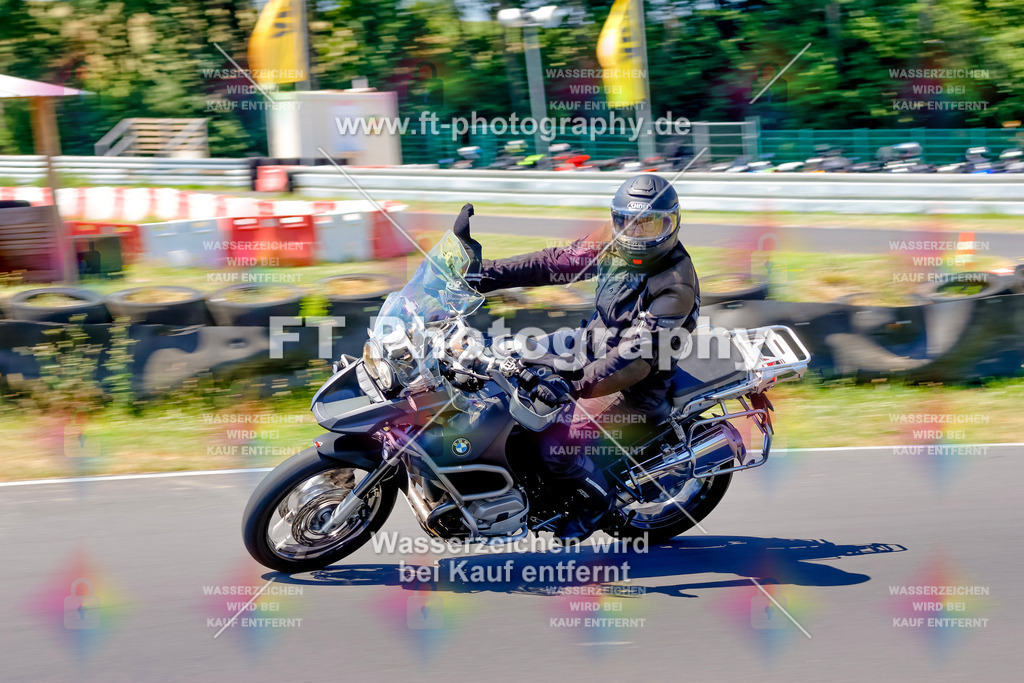 _MOT9487 | Hier findet Ihr Bilder von Touristenfahrten auf der Nürburgring Nordschleife oder von anderen Veranstaltungen die ich besucht habe. Viel Spass beim Durch Schauen 