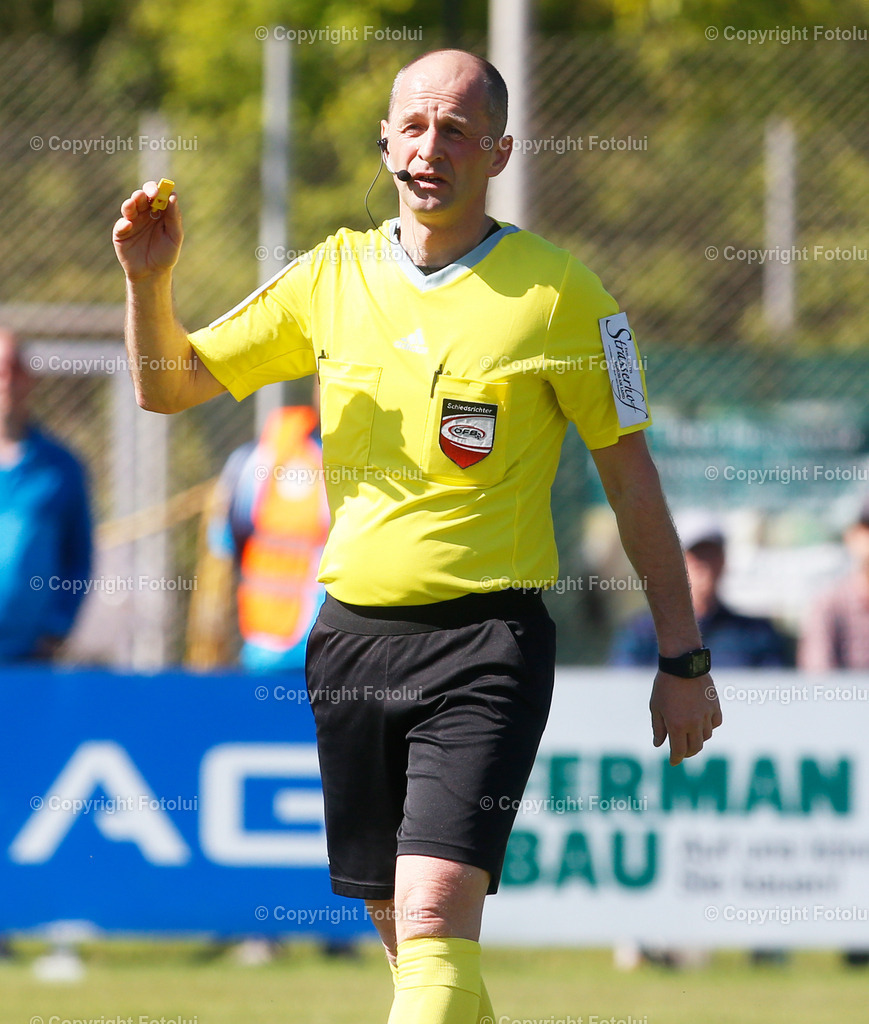 A_LUI_27042024_50 | SPORT,FUSSBALL,LT1 OOE LIGA ASKOE OEDT-UNION EDELWEISS LINZ 27.04.2024 IM BILD: SCHIEDSRICHTER MANFRED ERLINGER  FOTO:FOTOLUI
