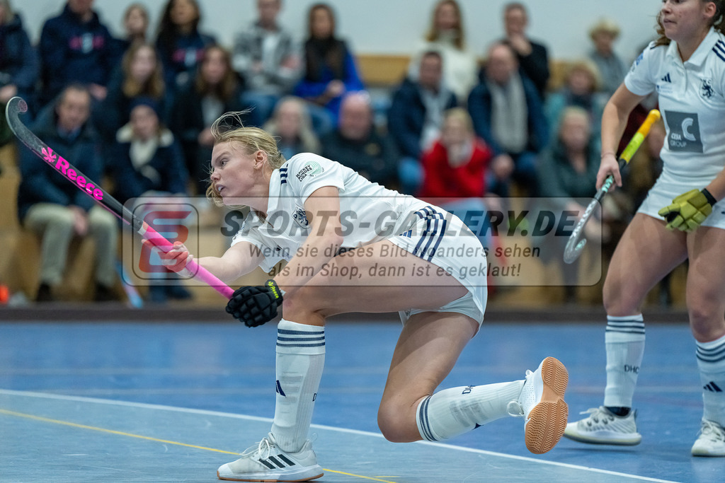 HK_20240113_107982 | 1. Bundesliga Damen Düsseldorfer HC - Club Raffelberg am 13.1.2024 DHC Halle, Düsseldorf , Lilly Stoffelsma ( Düsseldorfer HC #50 )