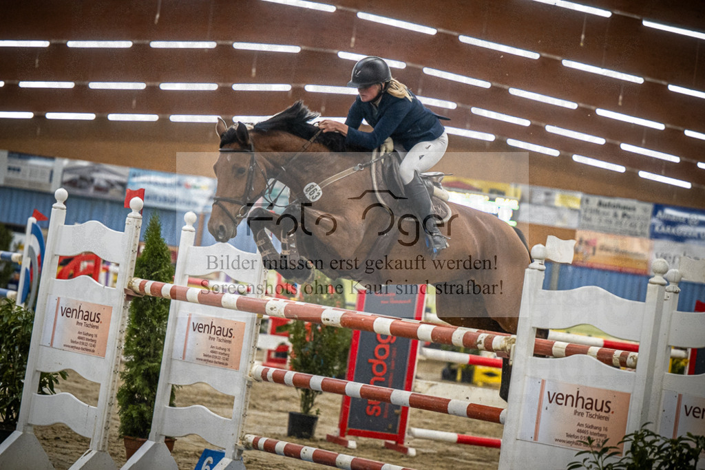 DOS_1460 | Entdecke hochwertige Reitturnierfotos von Foto Oger. Professionell, emotional und authentisch – jetzt Lieblingsmomente im Shop bestellen.Deutschlandweite Turnierfotografie. - Realisiert mit Pictrs.com