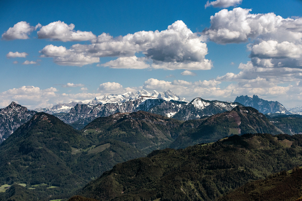 dr__0021769.jpg | RAMSAU BEI BERCHTESGADEN 03.06.2019 Gipfel des Watzmann in der Felsen- und Berglandschaft der Berchtesgadener Alpen bei Ramsau im Bundesland Bayern. // Rocky and mountainous landscape Watzmann in Ramsau bei Berchtesgaden in the state Bavaria. Foto: Daniel Reiter