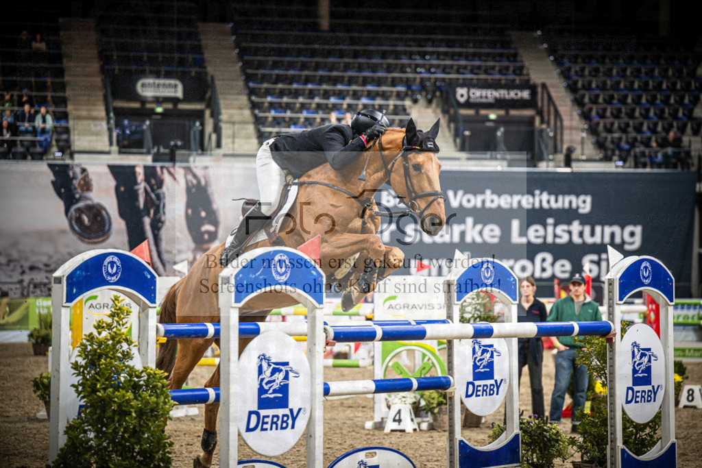 DOS_3320 | Entdecke hochwertige Reitturnierfotos von Foto Oger. Professionell, emotional und authentisch – jetzt Lieblingsmomente im Shop bestellen.Deutschlandweite Turnierfotografie. - Realisiert mit Pictrs.com