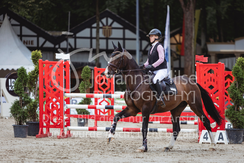 240914_OWLCh_AmateurS-446 | Deine schönsten Turniermomente als professionelle Fotos! Entdecke hochwertige Pferdesport-Fotografie im Online-Shop. Jetzt Fotos finden & bestellen!