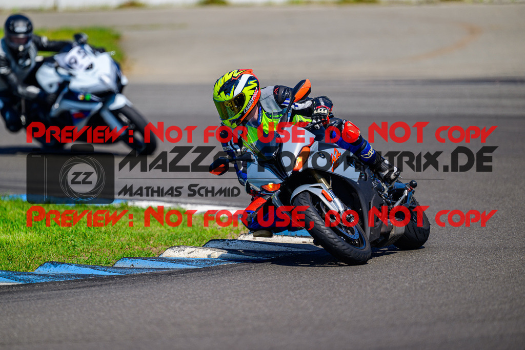 MaZZes_FotoMatrix_240520_6021986_8702 | INST