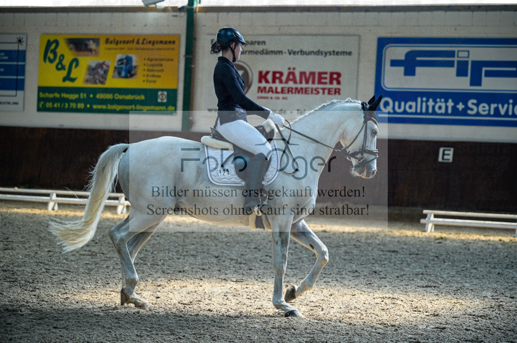 Reitturnier Voxtrup | Entdecke hochwertige Reitturnierfotos von Foto Oger. Professionell, emotional und authentisch – jetzt Lieblingsmomente im Shop bestellen.Deutschlandweite Turnierfotografie. - Realisiert mit Pictrs.com