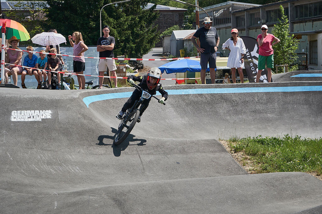 Waldsolms_25__DSC8162@sebastiankopp | German Pumptrack Series - Realisiert mit Pictrs.com
