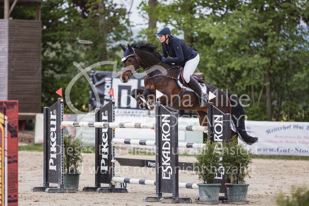 250504_SpengeW_M2-Spr-430 | Deine schönsten Turniermomente als professionelle Fotos! Entdecke hochwertige Pferdesport-Fotografie im Online-Shop. Jetzt Fotos finden & bestellen!