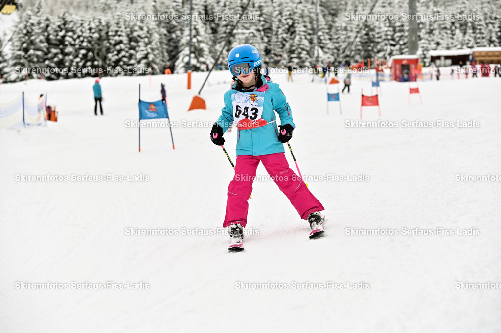 SRF_20.02.2026_0706 | Skirennfotos,Serfaus,Fiss,Ladis,Kinderskirennen,Winter,Tirol,Oberland,skirace,SFL,feelfree,weil wir's genießen,ski,Ski,skifahren,Sonnenplateau, - Realisiert mit Pictrs.com
