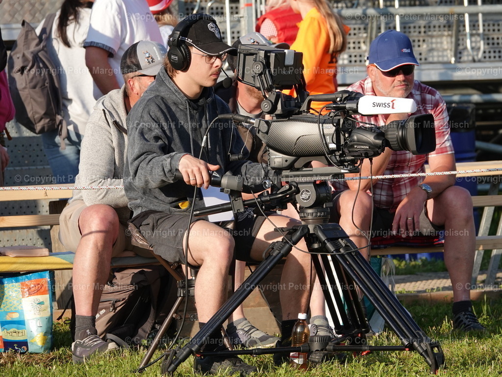 DSC06597 | Schwingen - Realisiert mit Pictrs.com