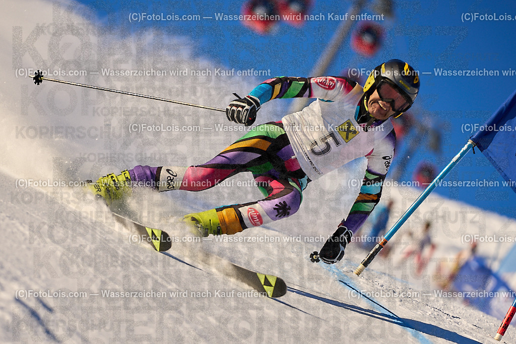 ALP2382_MASTERS-Cup_GS-B Herrn_Prantner Franz | (C)FotoLois.com, Alois Spandl. FIS Masters-Cup Wildschönau, Giant Slalom auf der Piste Schatzberg GS, Siegerehrung auf dem Dorfplatz Niederau, Sa 13. Januar 2024.