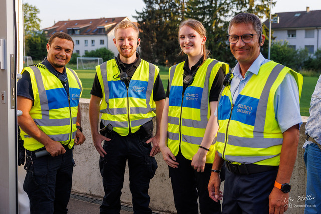 IMG_2022_06_17_0018912 | Professionelle Fotografen für Portrait-, Produkt-, Beauty -, Fashion-, kommerzielle - u. Hochzeitsfotografie sowie für Veranstaltungen. Lokal vor Ort oder in lokalen Studios.