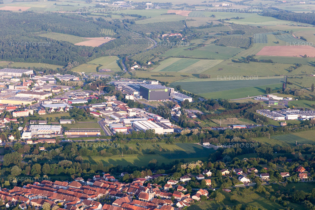 Aerial view: View of the town in Sarre-Union in the state Bas-Rhin, France. – Photo: IMG_107409.jpg taken on 05/19/2018 by Werner Riehm/FLY-FOTO.com – Resolution of the original: 5472 x 3648 px