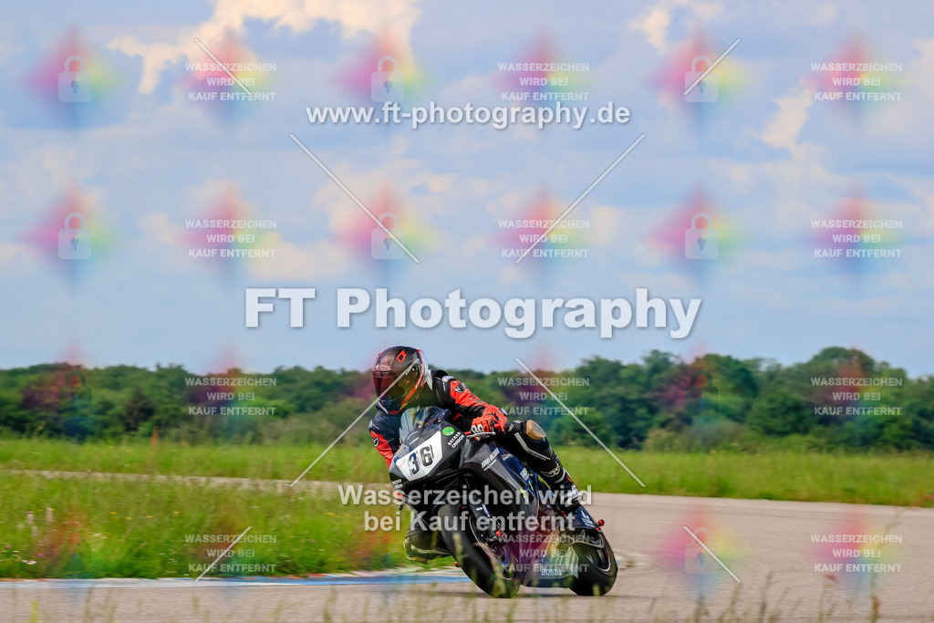 MotoTeam-1162 | Hier findet Ihr Bilder von Touristenfahrten auf der Nürburgring Nordschleife oder von anderen Veranstaltungen die ich besucht habe. Viel Spass beim Durch Schauen 