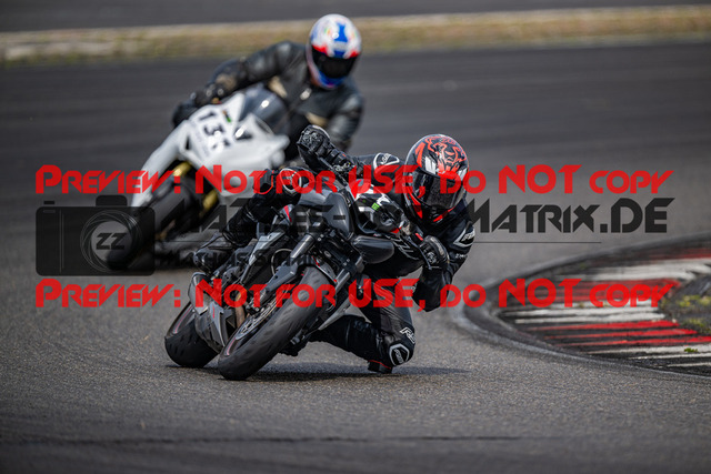 MaZZes_FotoMatrix_230719_2261 | GRUEN