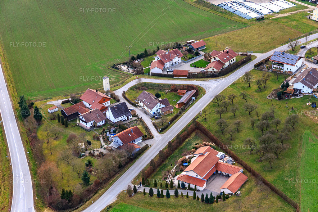 Luftbild: Ortsansicht von Nordosten im Ortsteil Untertattenbach in Bad Birnbach im Bundesland Bayern in Deutschland. Foto: IMG_085593.jpg vom 31.12.2015 durch Werner Riehm/FLY-FOTO.de