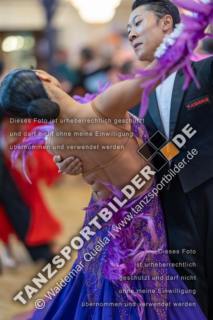 20230812-10322 | Hier finden Sie Tanz Bilder vom Latein und Standard Formationen tanzen. Sportbilder vom Tanzsport. Schöne Fotos und von Weltmeisterschaft, Europameisterschaft, Bundesliga, Regionalliga, Oberliga und Landesliga sowie von GOC Stuttgart, DanceComp, WM Bremen