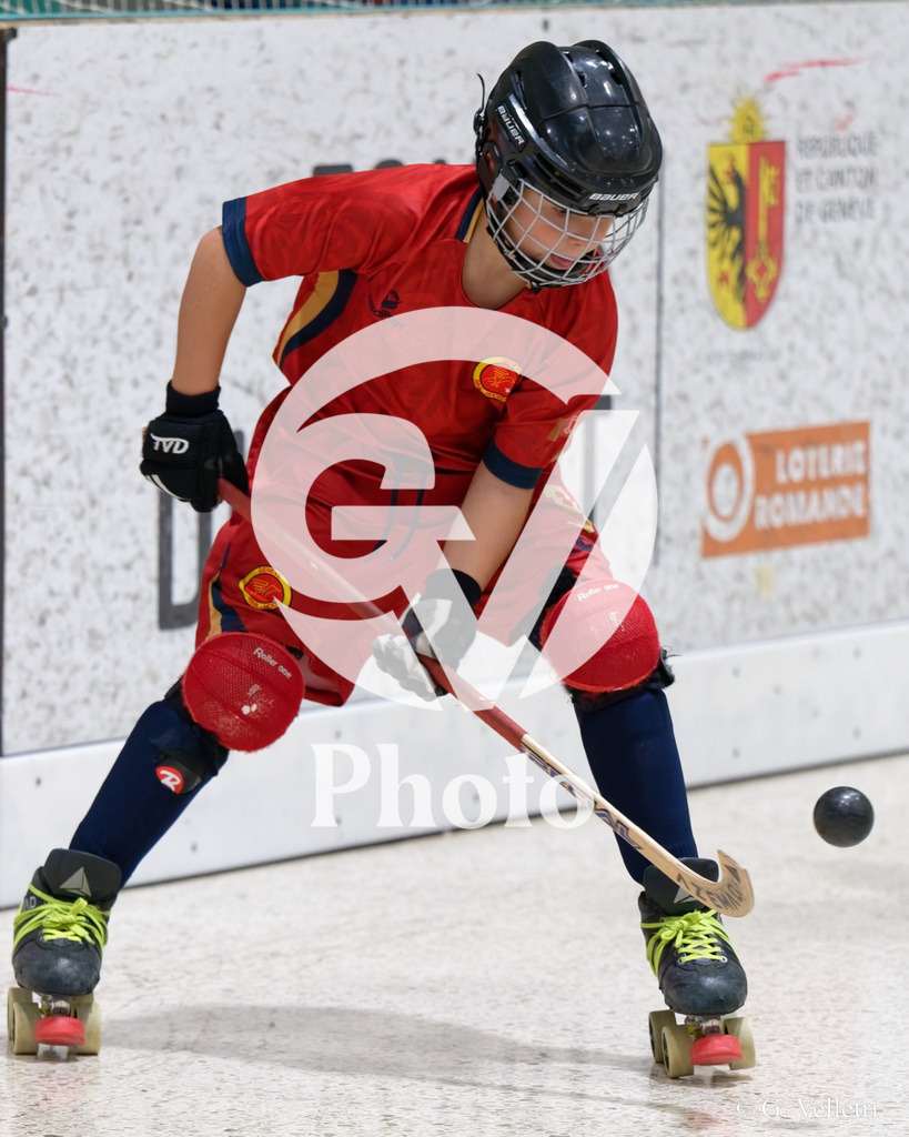 U13  - Geneve RHC v HC Munsingen W  |  during the U13  match between Geneve RHC and HC Munsingen W  at Centre sportif de la queue d'arve in Geneve, Switzerland