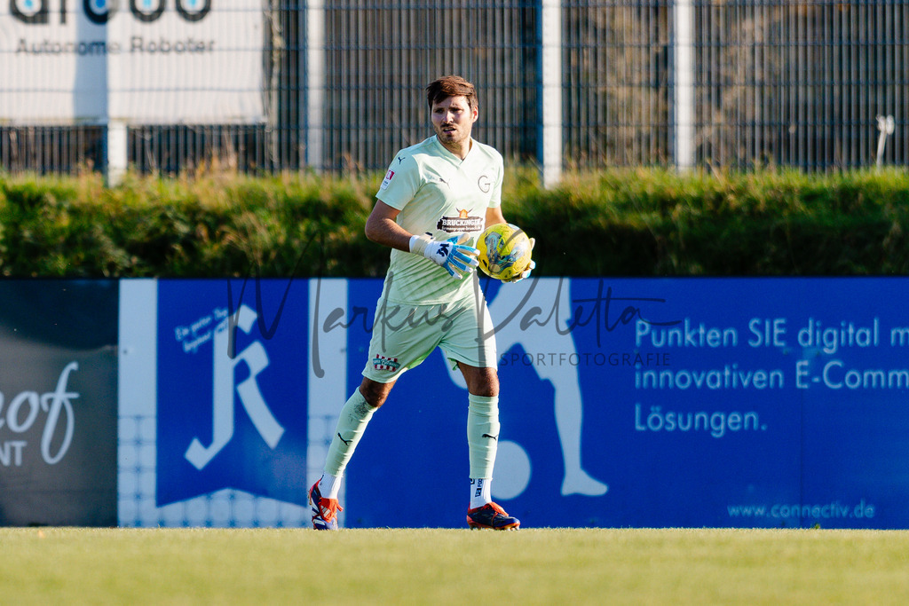 Oberliga Westfalen, Saison 2025/26, 13. Spieltag: 1. FC Gievenbeck - Türkspor Dortmund 2000 | Münster, 02.11.2025: Oberliga Westfalen, 13. Spieltag, 1. FC Gievenbeck empfängt Türkspor Dortmund 2000 im Sportpark Gievenbeck in Münster. Foto: sportfotografie.ms | Markus Paletta - Realisiert mit Pictrs.com