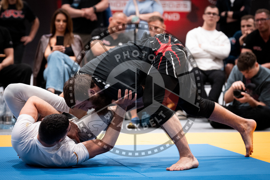 20250906PBB4654 | Photoblackbelt is martial arts photography and more. 
Reportage, sport, action.