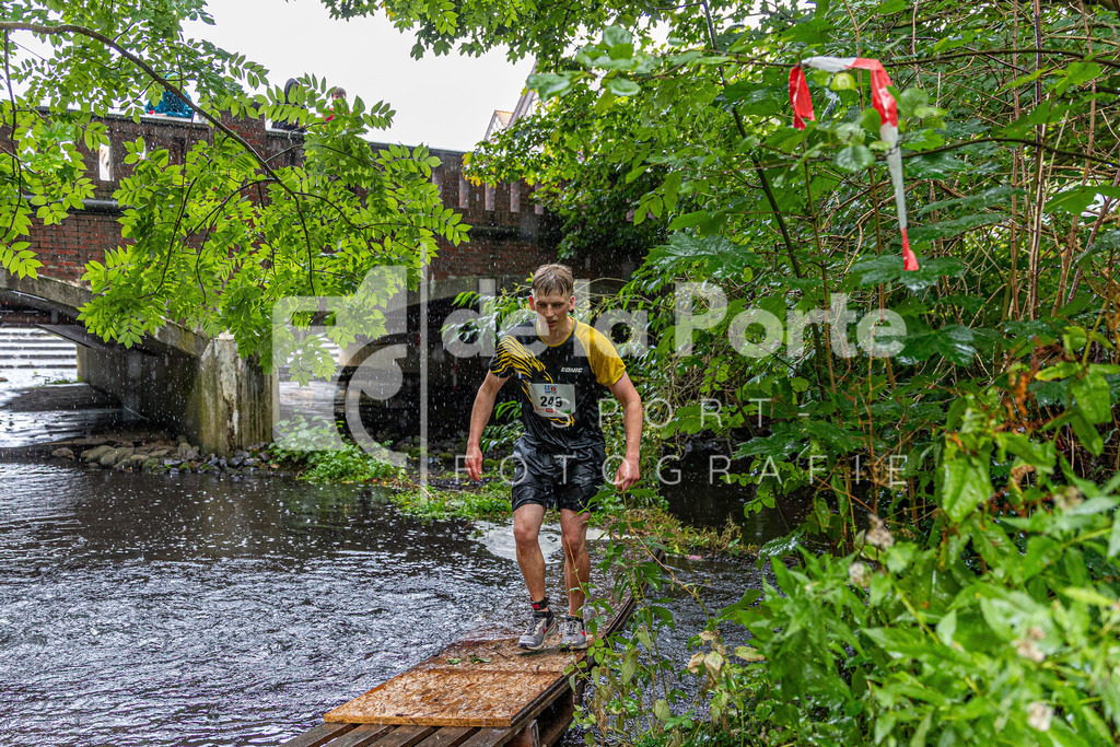 576A9833 | immodelaporte-sportfotos - Realisiert mit Pictrs.com