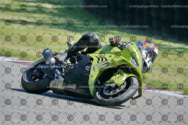 26BT01-0759 | 017 - Realisiert mit Pictrs.com