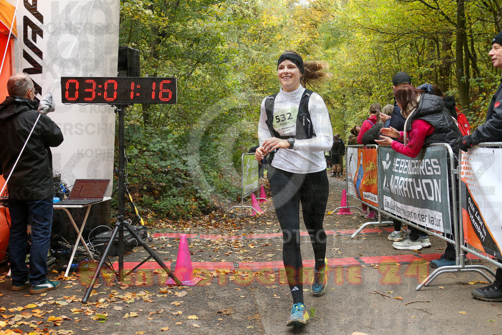 251026_1302_EX1_2333 | Sportfotografie im Rhein-Sieg Kreis, Köln, Bonn, NRW, Rheinland Pfalz, Hessen, etc. Unser Tätigkeitsfeld umfasst den Laufsport vom Volkslauf über den Marathon, Duathlon, Triathon bis zum Ultralauf wie Kölnpfad Ultra oder Schindertrail.