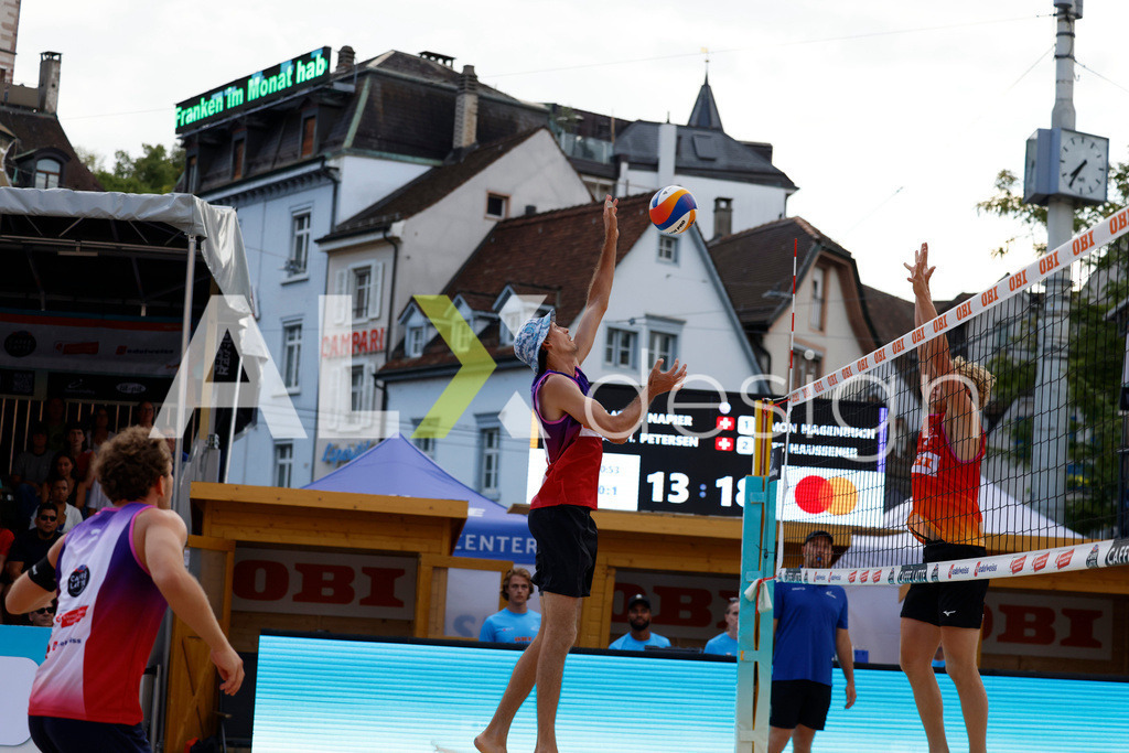 Obi BeachTour 2026 - Basel | BASEL, SWITZERLAND - JULY 18: SIMON HAGENBUCH (SUI) during the Obi BeachTour 2026 match between NAPIER / PETERSEN (DEN) and HAGENBUCH / HAUSSENER (SUI) at Barfüsserplatz on July 18, 2026 in Basel, Switzerland. - Realisiert mit Pictrs.com