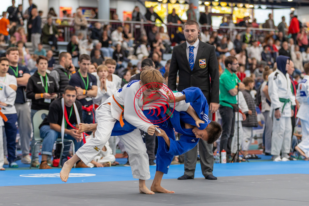 Internationaler Adler Cup 2024 | Foto vom Internationalen Adler Cup Judo Turnier im Sport- und Freizeitzentrum Kalbach im Oktober 2024 - Realisiert mit Pictrs.com