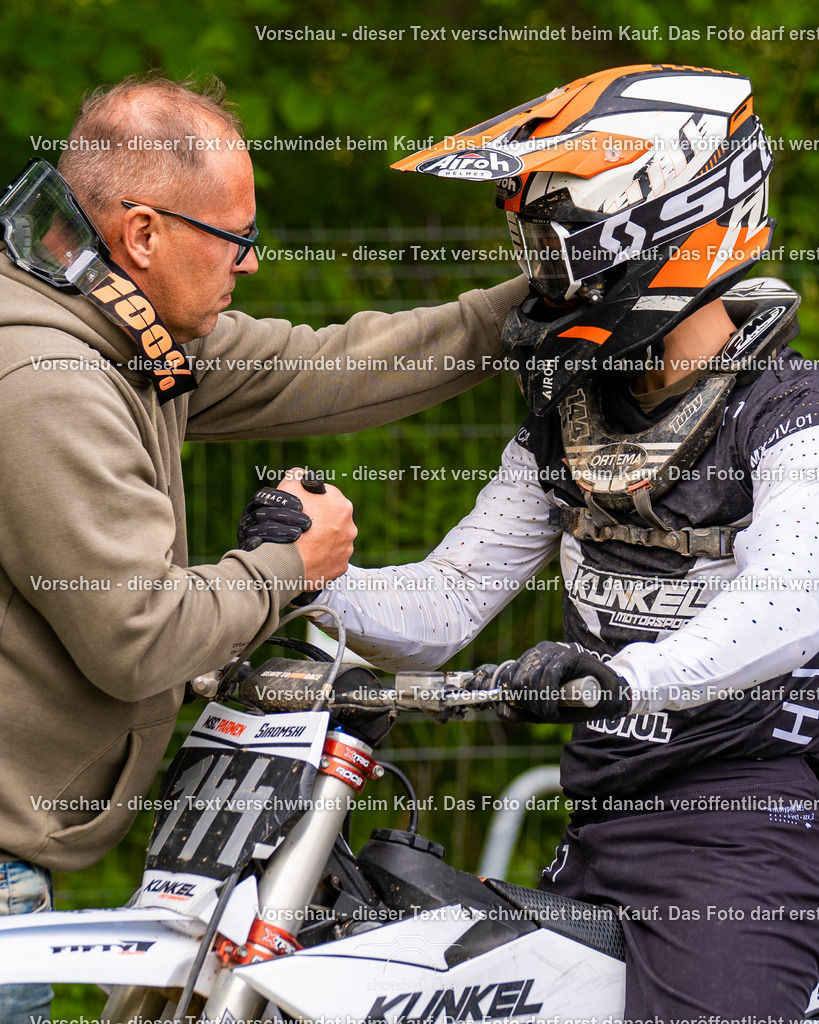 20260607_MSCParmen-1284 | Sportfotografin aus Berlin-Brandenburg mit Fokus auf Motocross. Ich halte deine sportliche Leistung und echte Emotionen auf und neben der Strecke professionell fest. Entdecke die Fotos von deinem Rennen und bestelle sie direkt hier im Shop.
