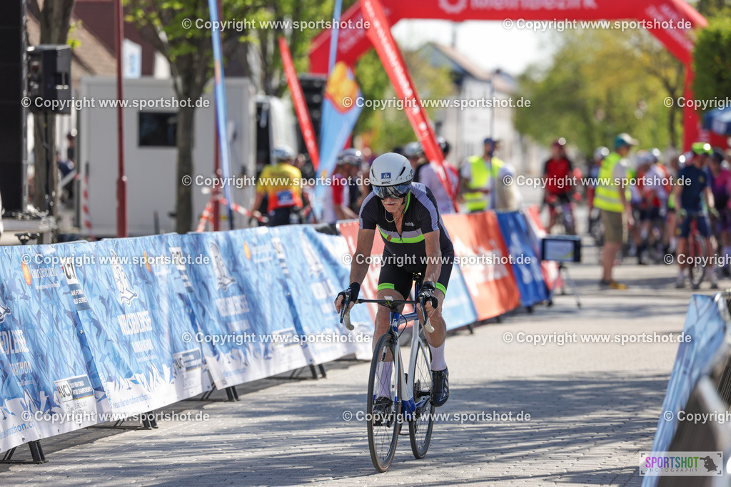 VJ__5565 | Neusiedlersee Radmarathon 2026@sportshot_your_pictrs #yourpictures#roadtowm2029 #nrm #neusiedlerseeradmarathon #neusiedlersee #neusiedlerseetourismus #burgenland #mörbisch #nrm26 #burgenlandtourismus #voglundco #poweredbyburgenlandtourismus #radsport #rad #marathon #ucigranfondo #visitburgenland #ucigranfondoworldseries