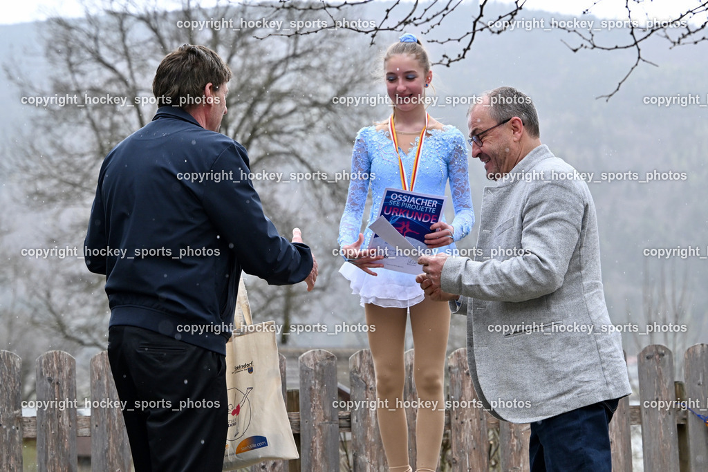 Ossiachersee Pirouette ESC Steindorf 31.3.2024 | Ossiachersee Pirouette ESC Steindorf 31.3.2024, Ossiachersee Pirouette ESC Steindorf am 31.03.2024 in Steindorf (Ossiachersee Halle), Austria, (Photo by Bernd Stefan)